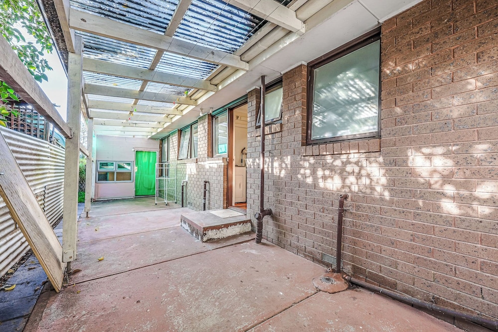 StayAU Newly Modern Comforts 3BRM Home Cranbourne