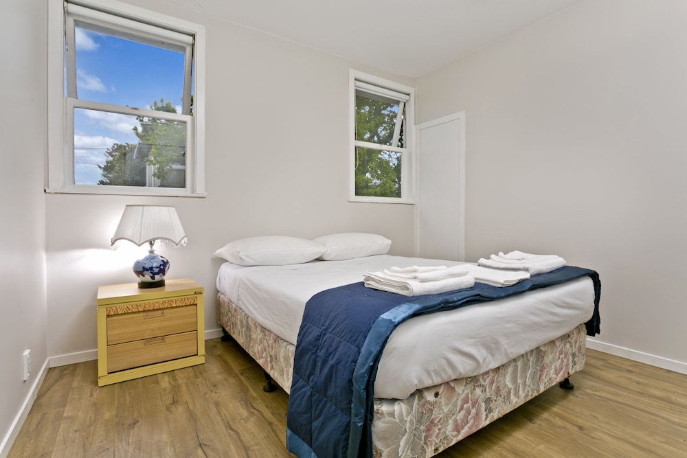Auckland Hauraki Modern Guest House