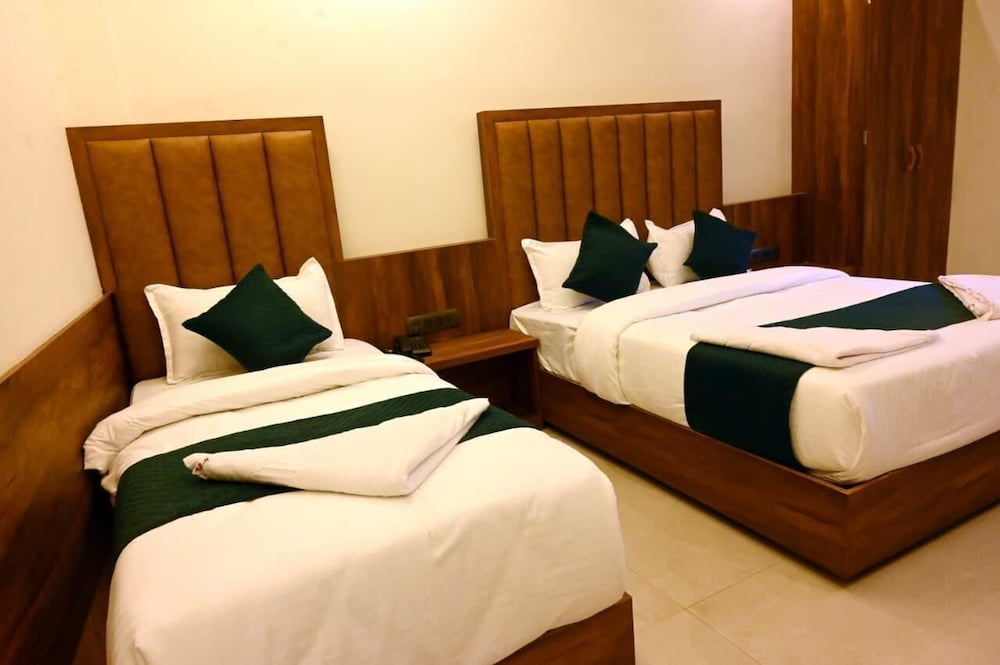 HOTEL SOUTH FOREST