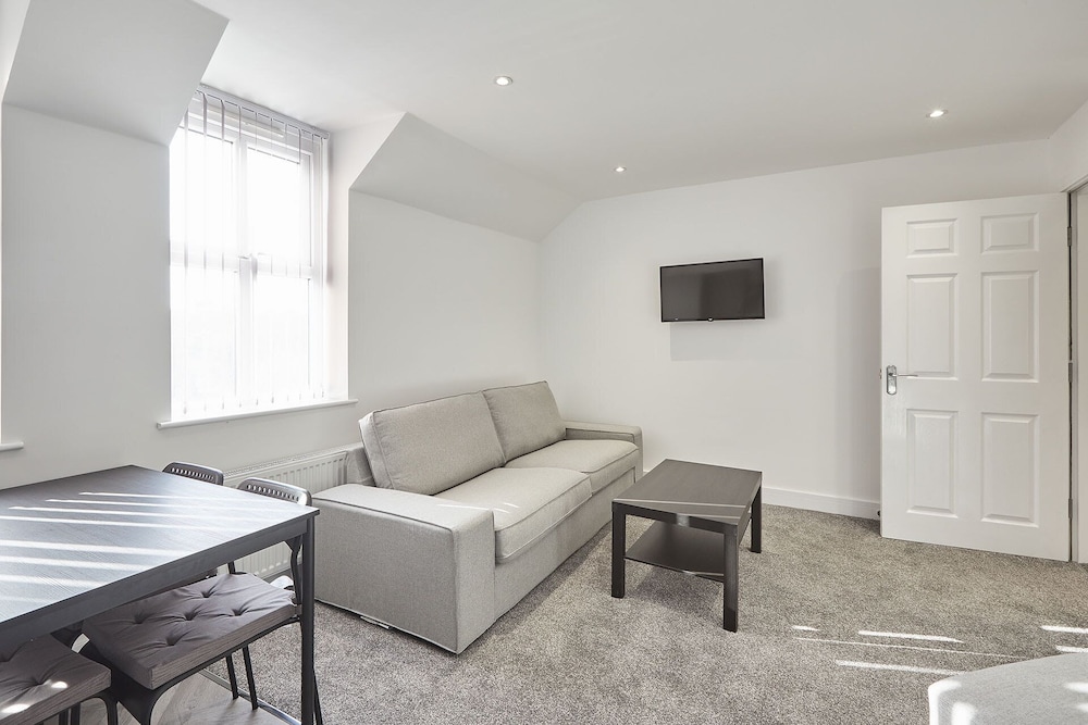 Host Stay Apartment 6 Loftus view 5