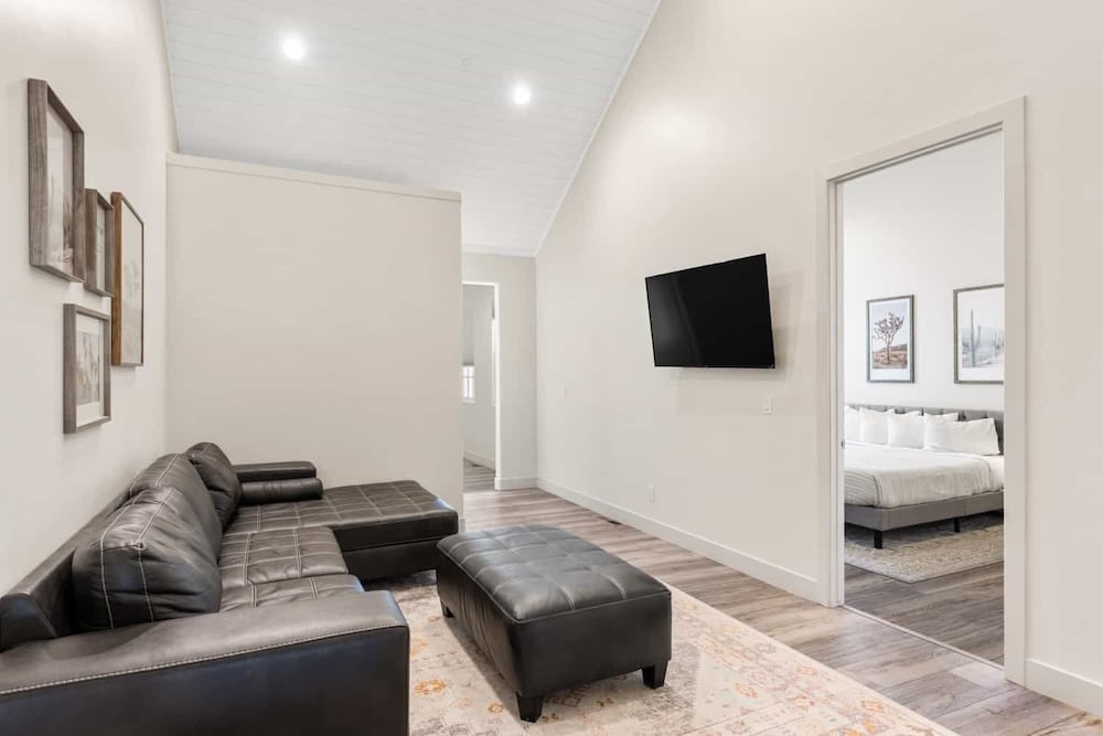 Twice Charmed 8 Bedroom Townhouse