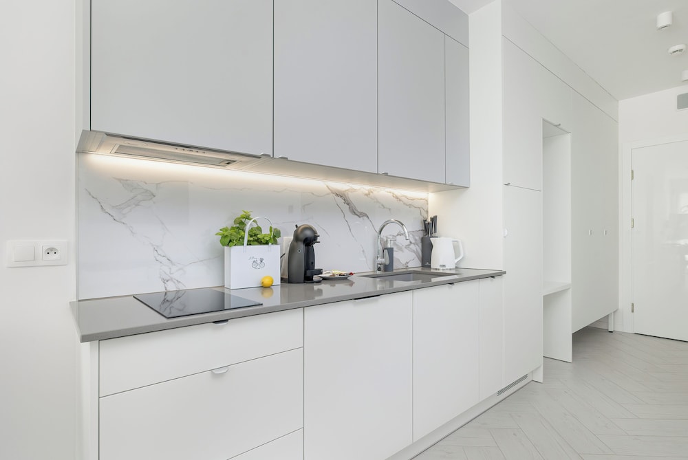 Beautiful Sea&lake Studio by Renters