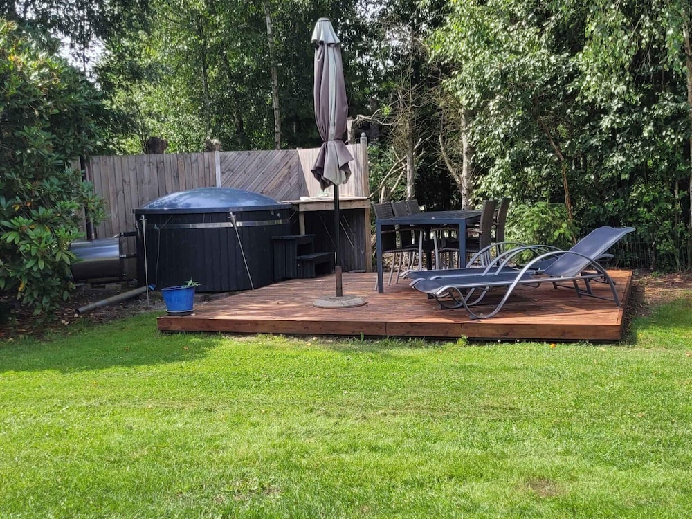 5 Star Holiday Home in Hals