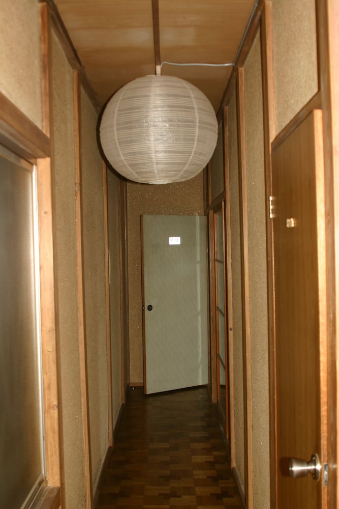 Tentsuku Guest House - Hostel