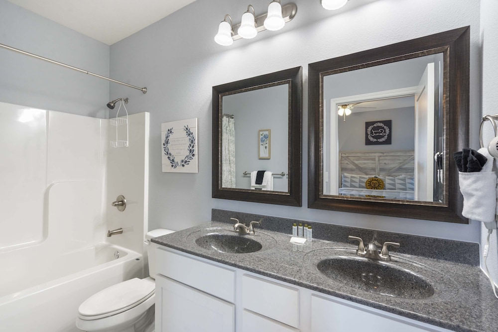Stonebridge Escape Sleeps 8!
