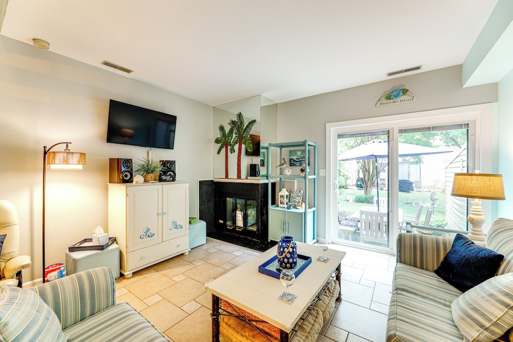 ~ 1 Block to Bethany Beach, Retreat w/ Pool Access