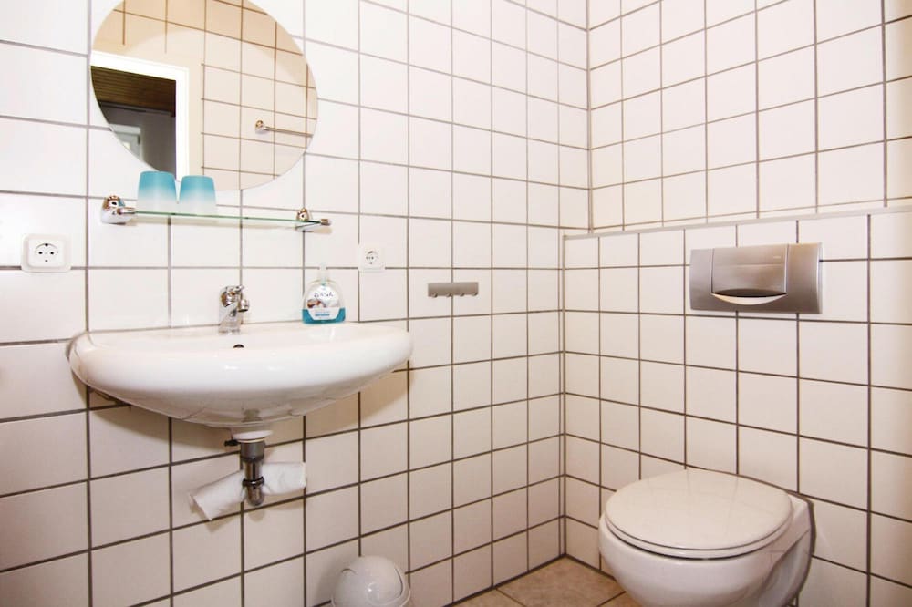 Apartment Near Wismar & Baltic Sea Beaches