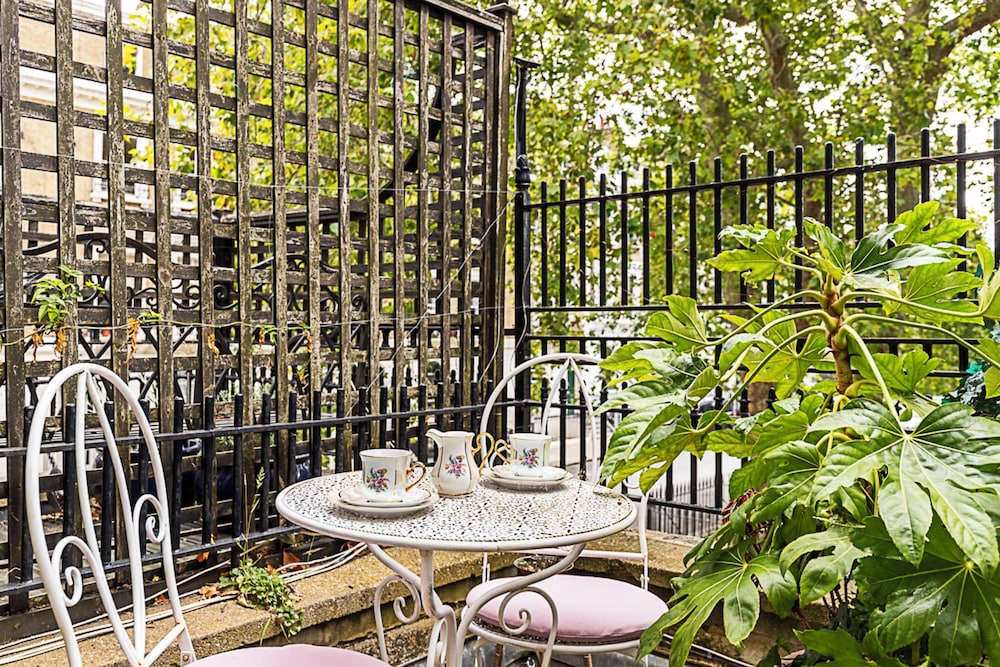 Chic 1 Bedroom Parkview Flat At Arundel Square