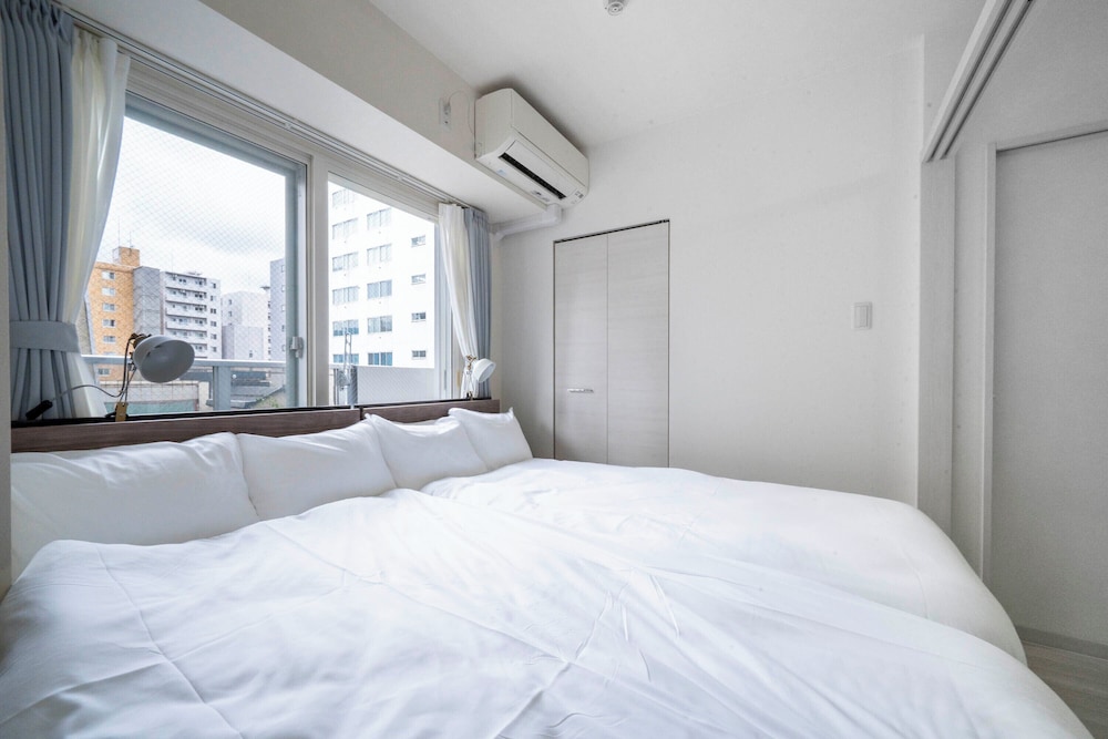 HILLS SAPPORO 402