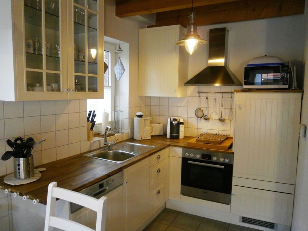 Dat Onnen's Hus - Burhave 3