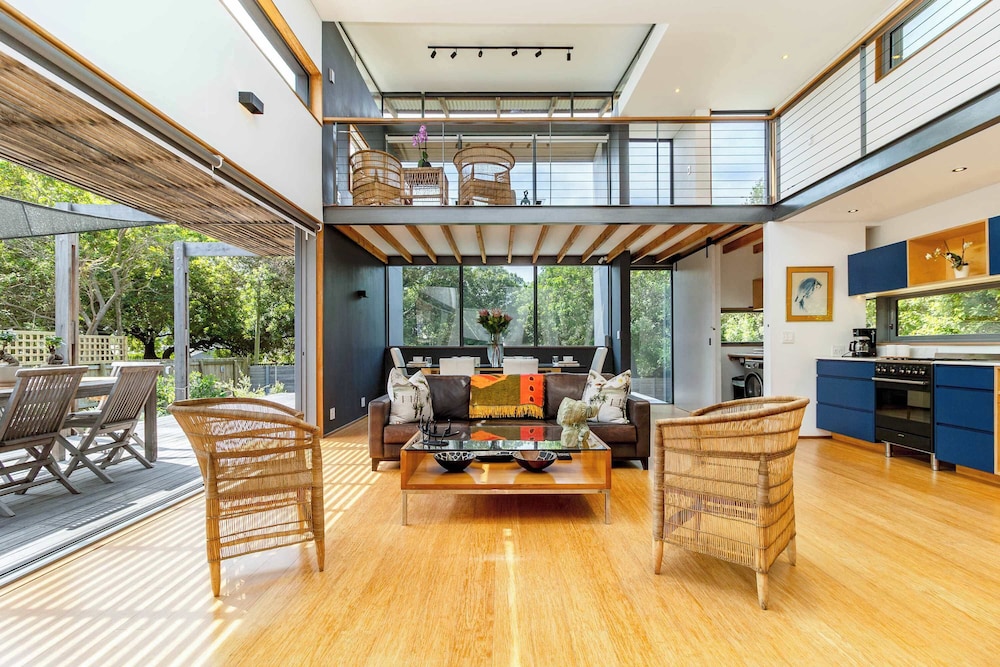Luxury Eco Haven With Garden Cottage - Hout Bay