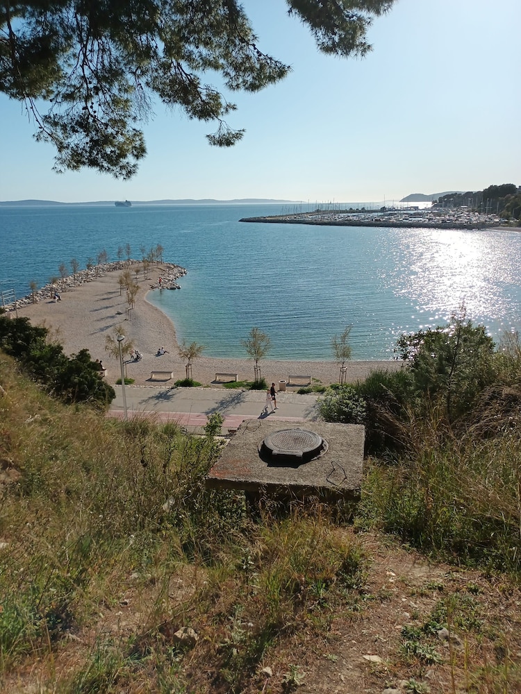 Photo 43