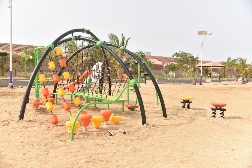 Hotel & Resort Golden Marina Yanbu فندق ومنتجع جولدن مارينا ينبع إدارة وتشغيل شركة منتجع المرسى الذهبي