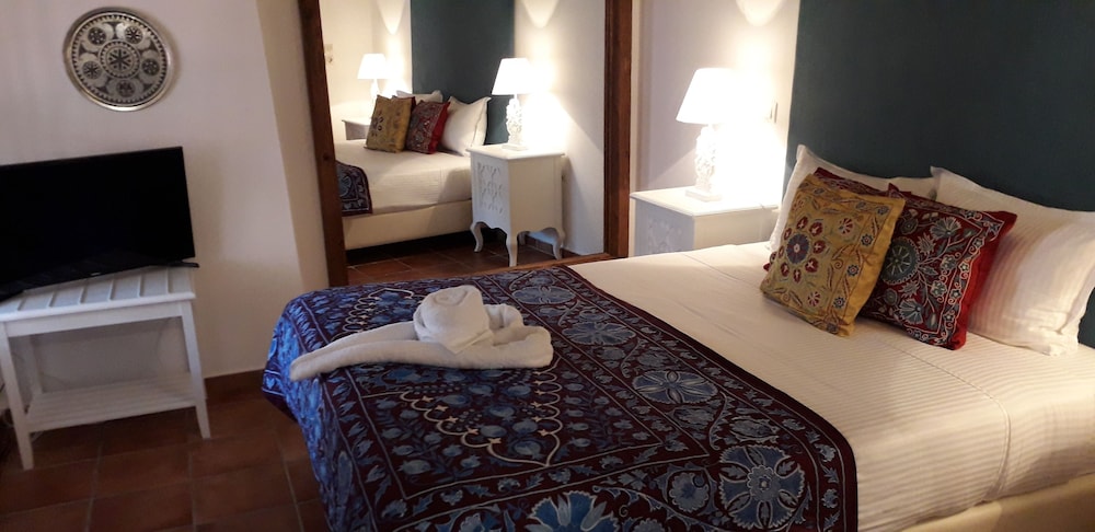 Saint Artemios Hotel and Oriental Suites
