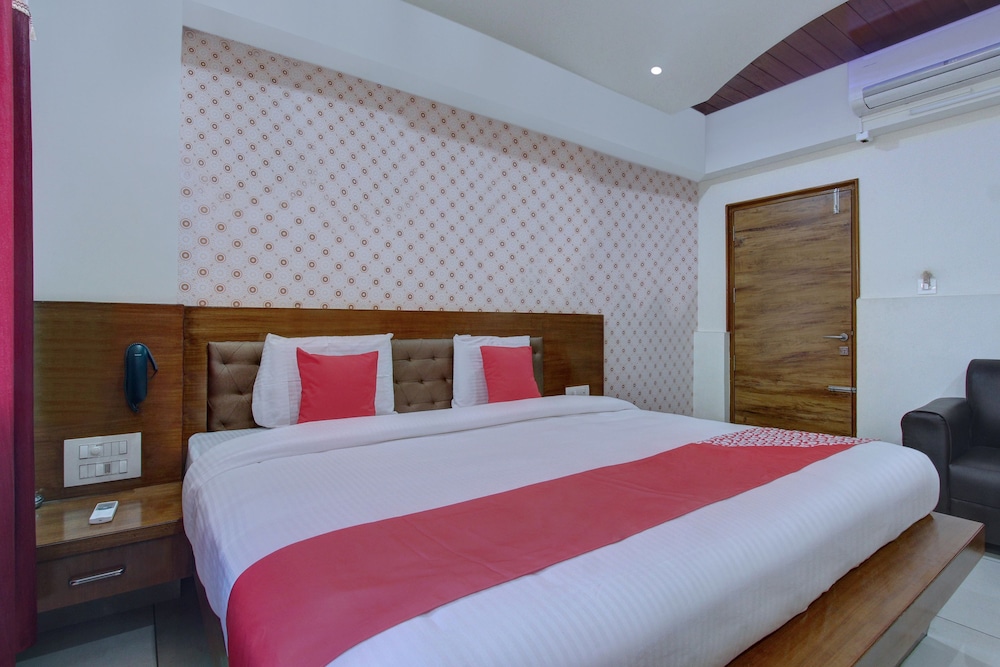 OYO 26981 Sharan Residency view 2