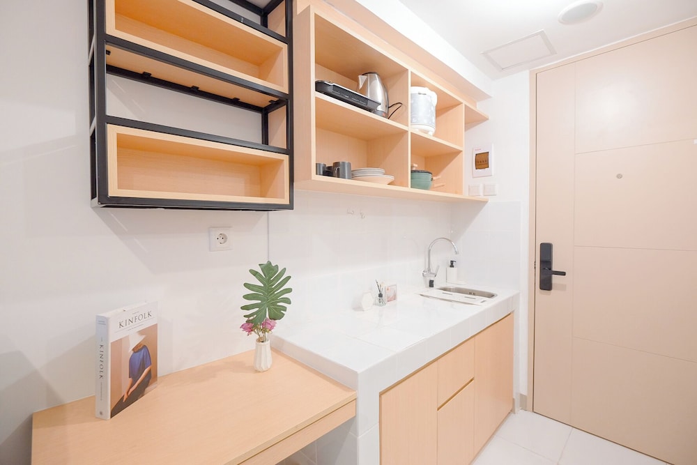 Modern And Compact Studio At Tokyo Riverside Pik 2 Apartement