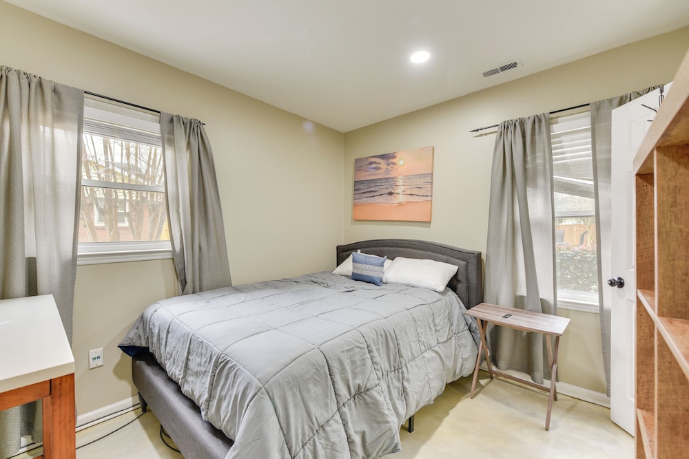 8 Mi to Uptown: Home w/ Hot Tub in Charlotte!