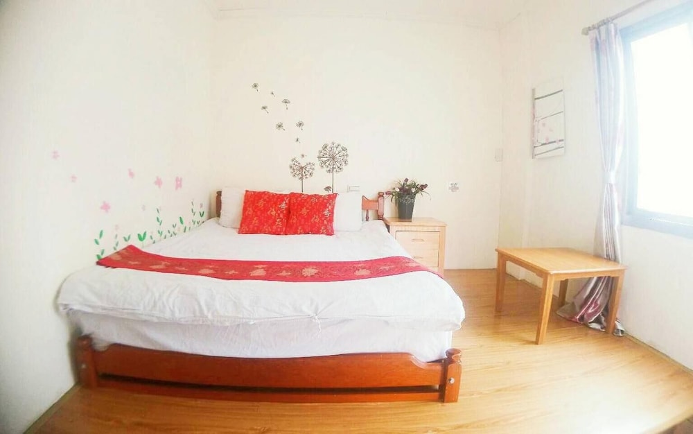 Ding Ding B & B