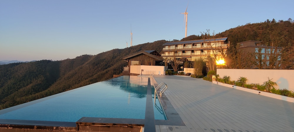 In Cloud Resort Hotel