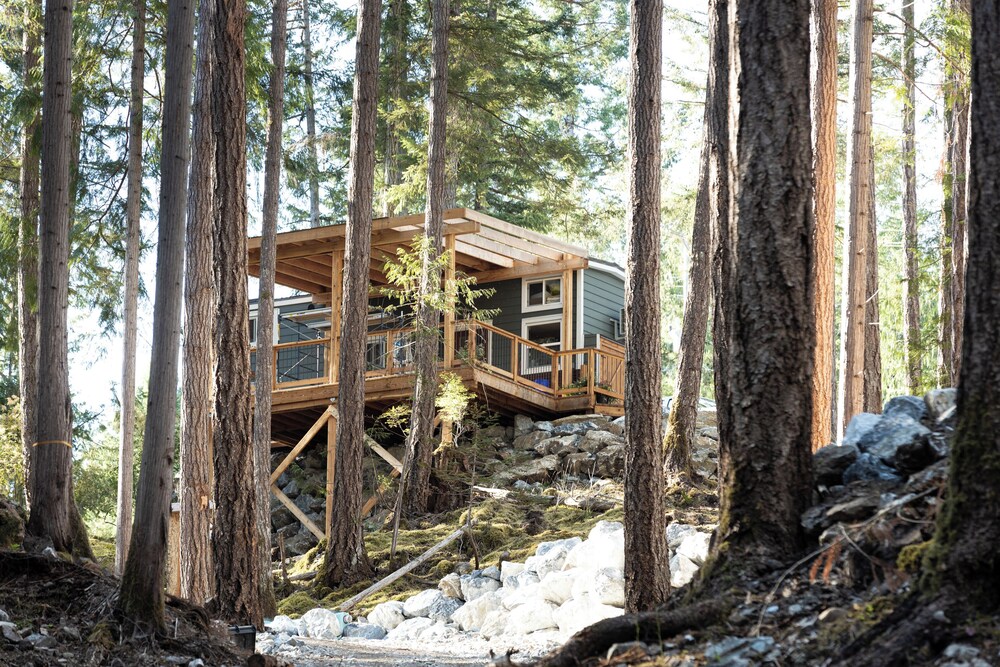 Rocky Valley Resort