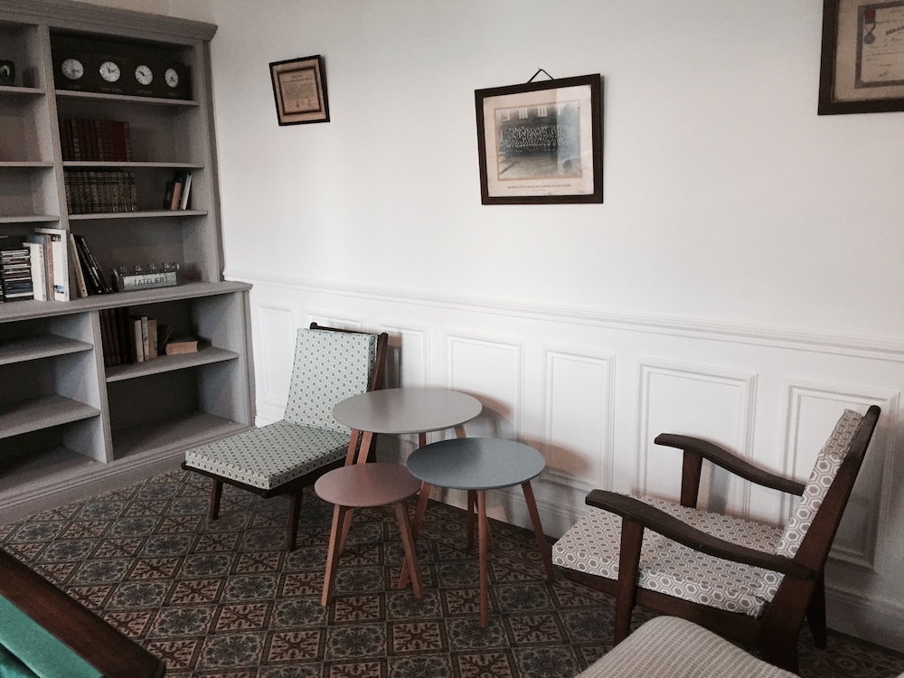 lounge