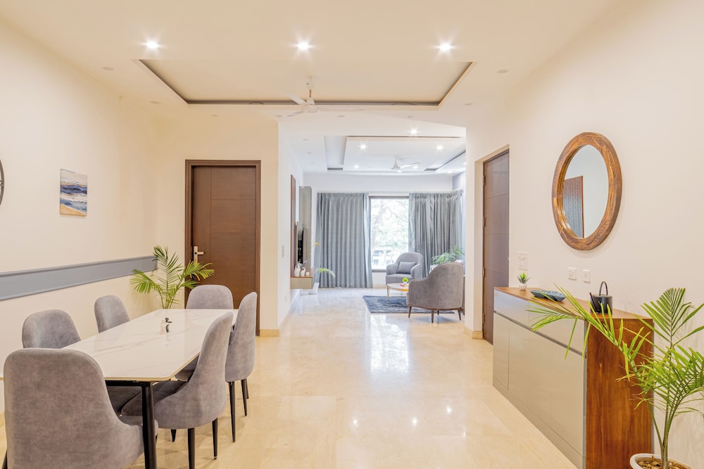 Housr Lotus Villas Sector 28 DLF Phase 4