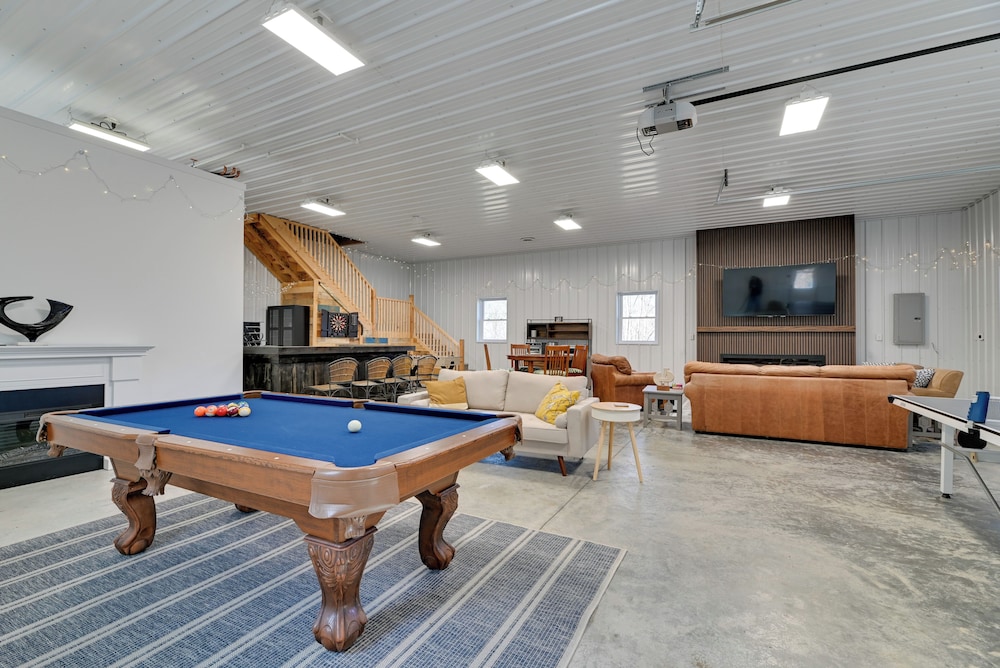 The Toasted Marshmallow Ski & Lake Game Barn