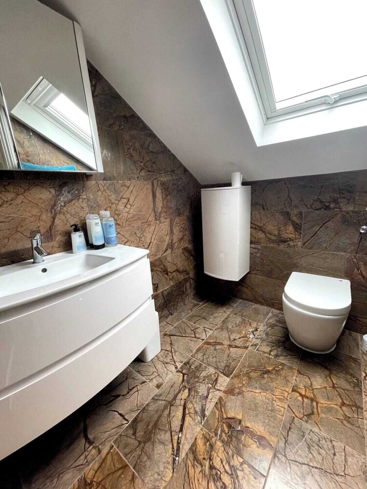 Beautiful 3BD Garden Flat - Tooting!