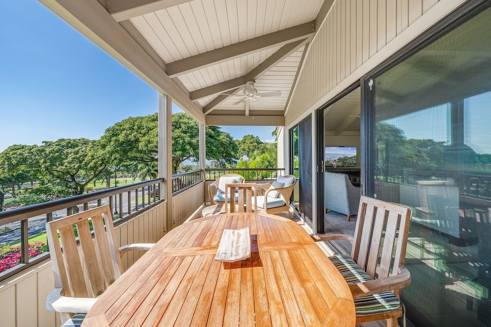 Extraordinary Molokini Views, Spectacular Renovation, New Split AC, Ocean Views!