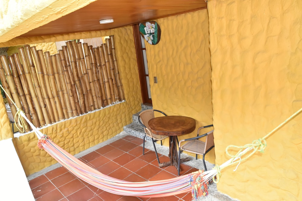 Photo 6