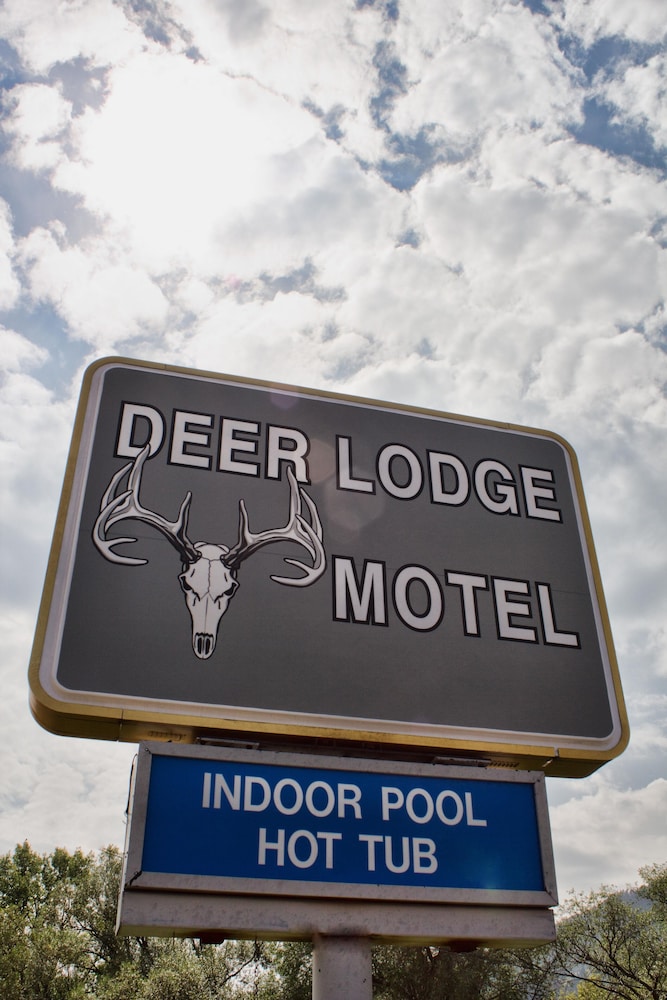 Deer Lodge Motel