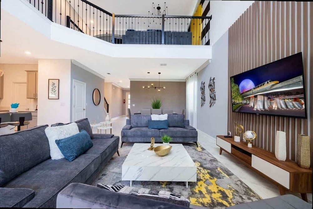 Luxe 5BR Villa Pool Game Room Minutes to Disney
