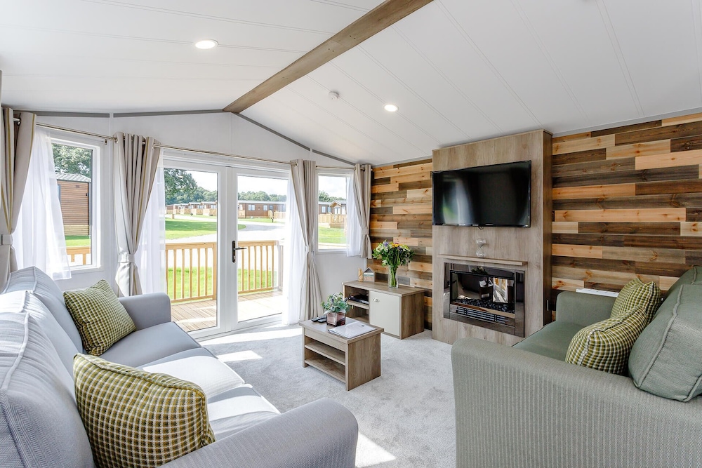 Clumber Park Lodges