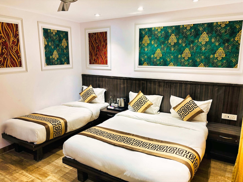The HomeAste Residence Rajouri Garden