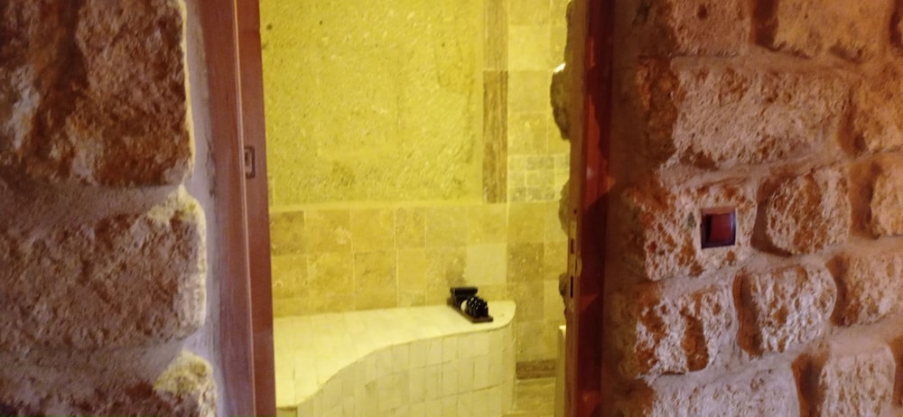 Photo 32