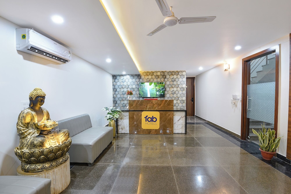 Fabhotel Comfort N Stay