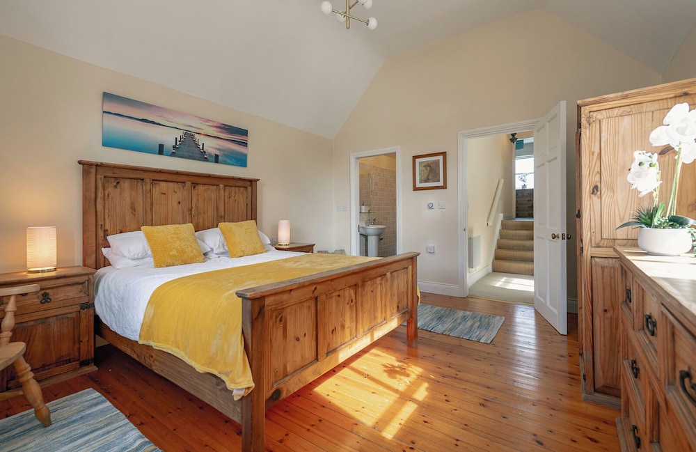 3 Bedroom pet Friendly Home in the Heart of Kenmare Town