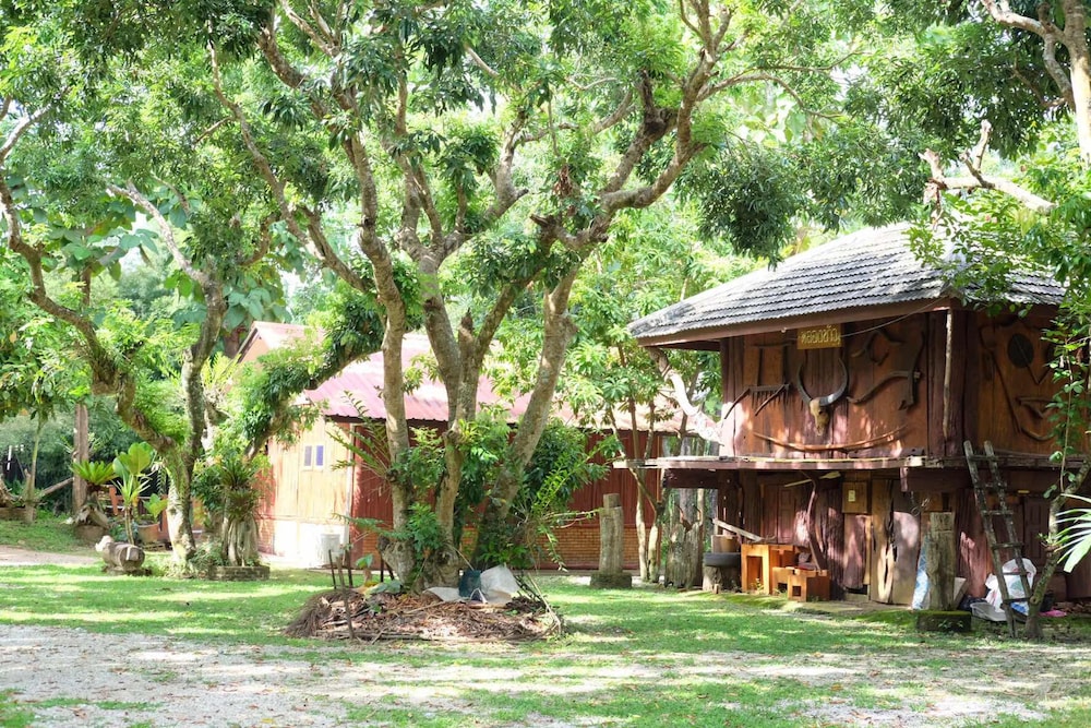 Baan Suan Auy Kham