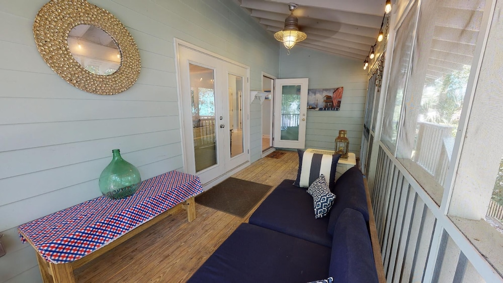 1616 Jones Avenue by Tybee Vacation Rentals