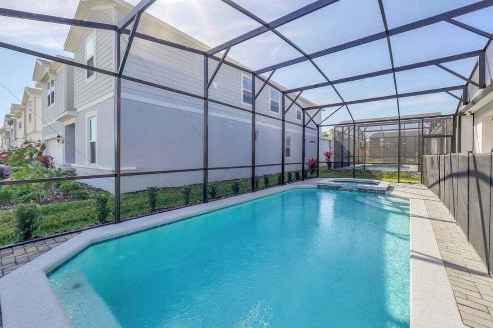 10 Bed 8 Bath Villa Gamesroom & Pool 16284saint 10 Bedroom Villa