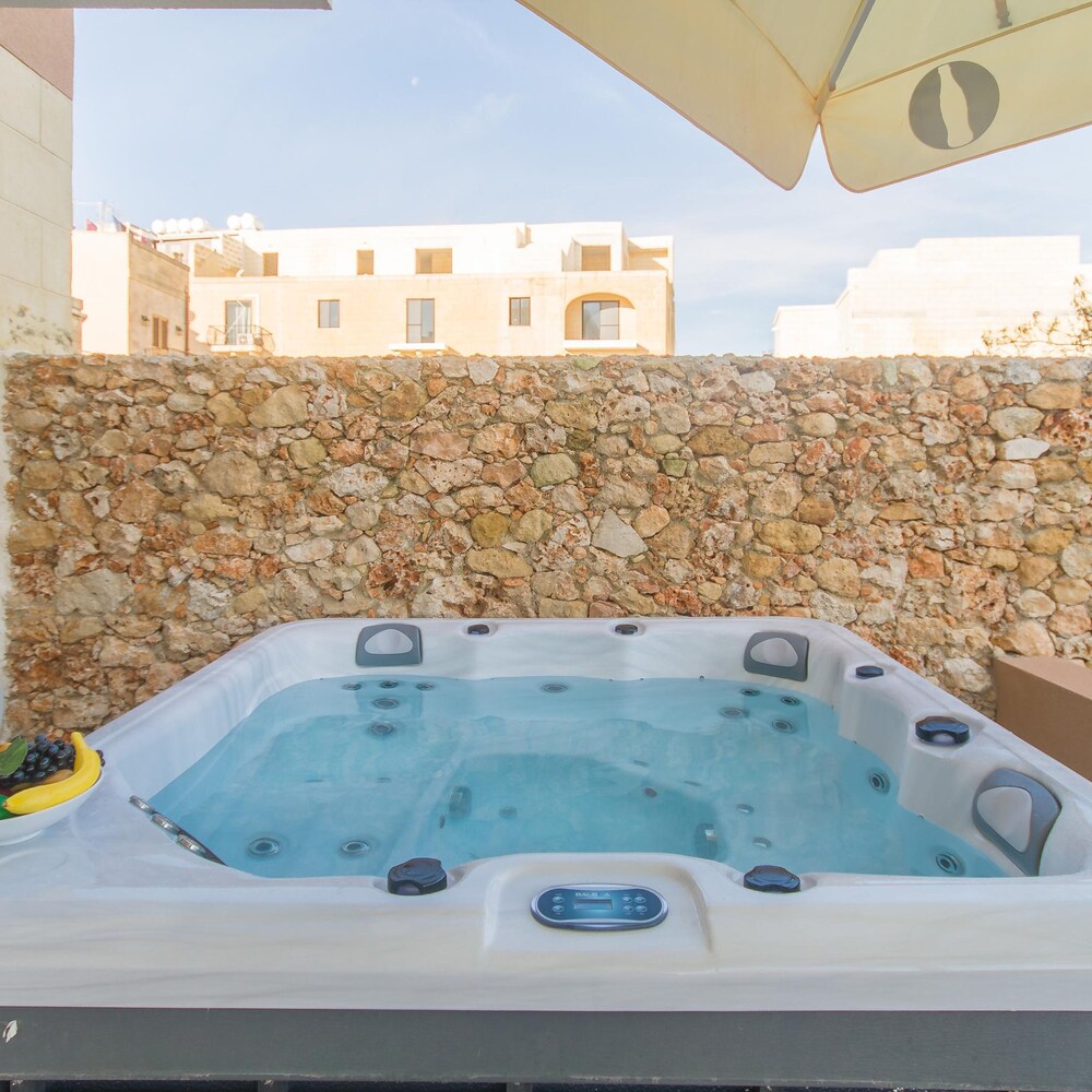 Wellness Hygge Modern Gozitan Apartment