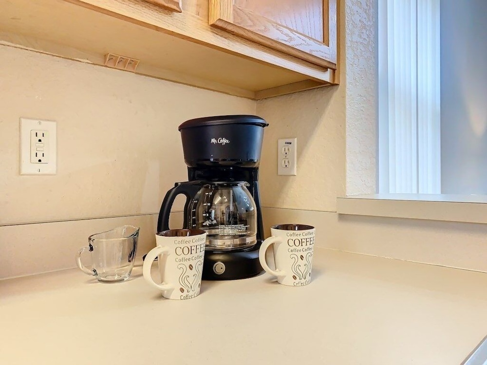 Regal Oaks Getaway: 4br Home Close To Disney & Old Town 4 Bedroom Townhouse