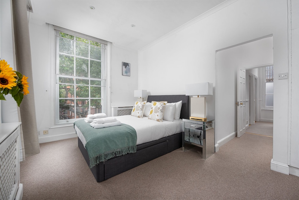 Anderson Street by CAPITAL