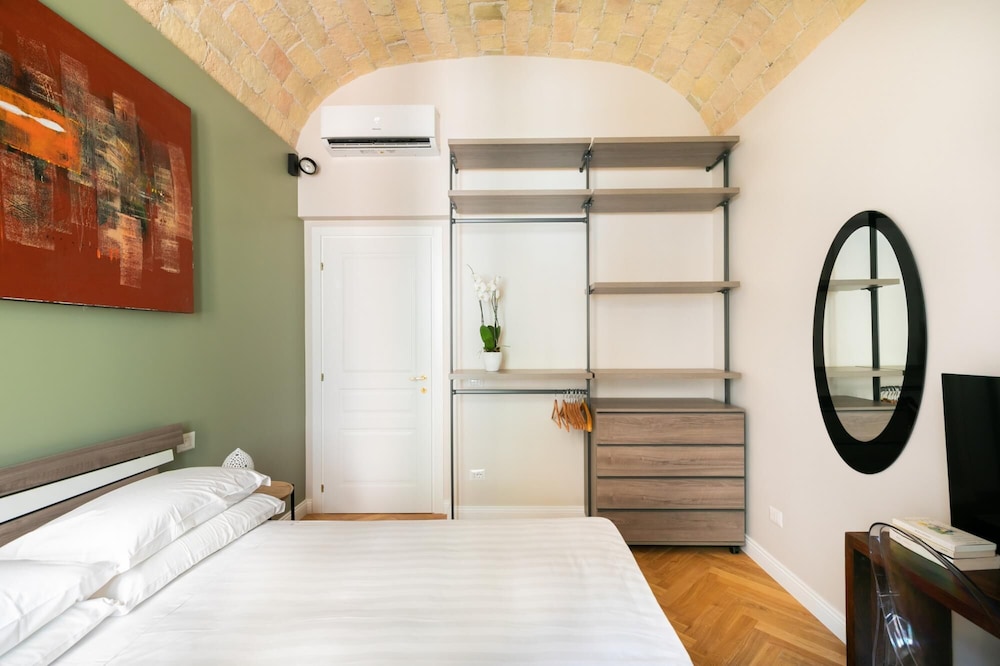 Esquilino Exquisite 2BR Apartment