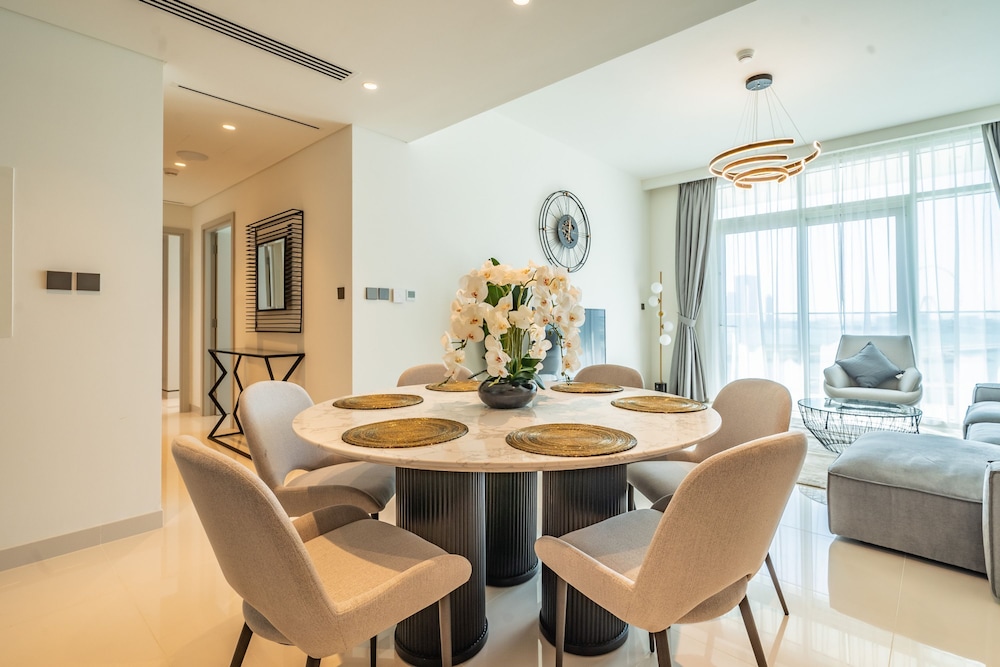 Dubai Harbour- Sunrise Bay 1 602