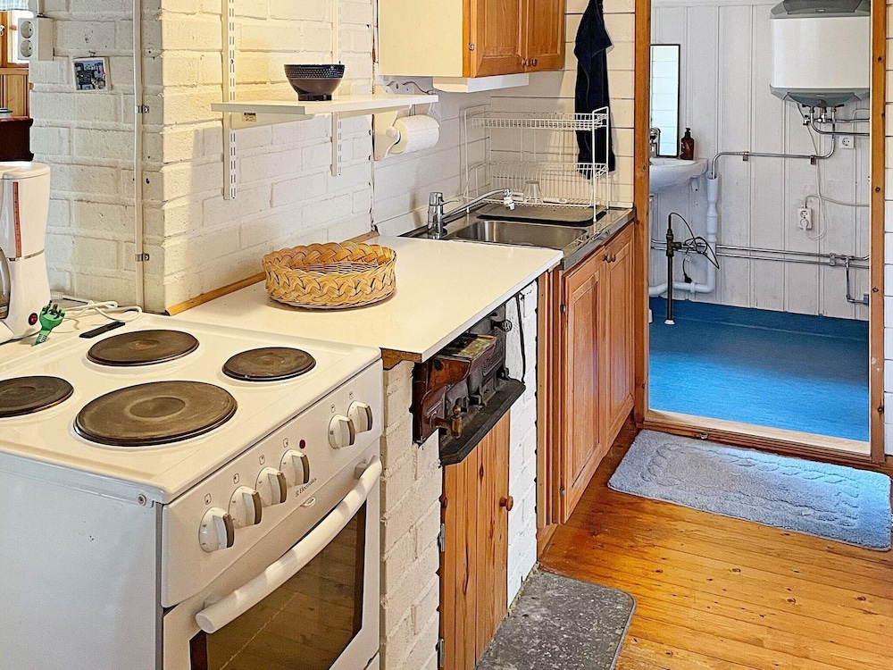 6 Person Holiday Home in Nykvarn view 3