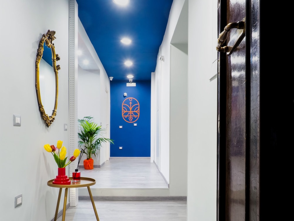 Home for Large Groups, Comfort and Style