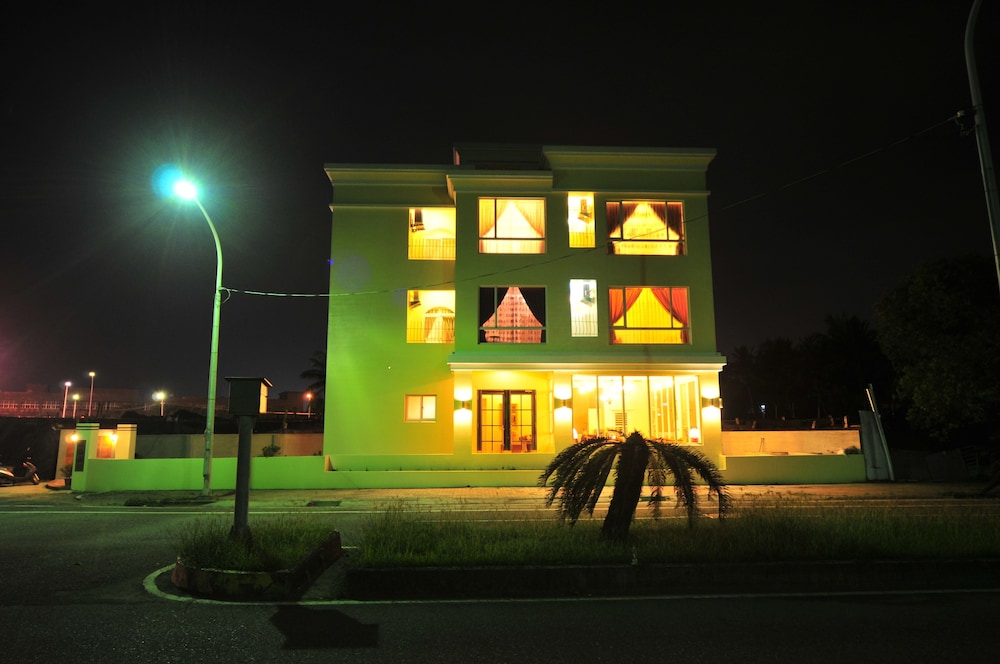 Full Sun House B&B