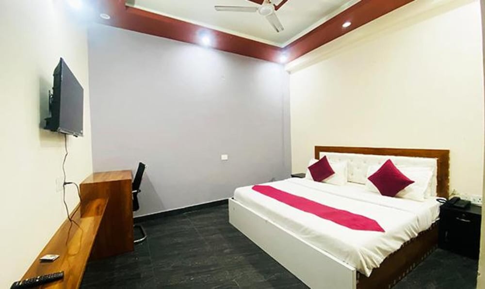 Fabhotel The Verve