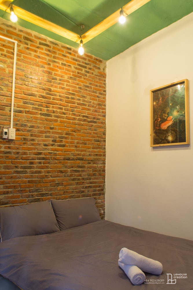 Maple Hostel
